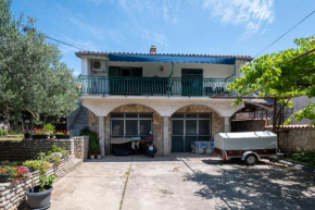 Apartments with a parking space Sveti Filip i Jakov, Biograd - 21221